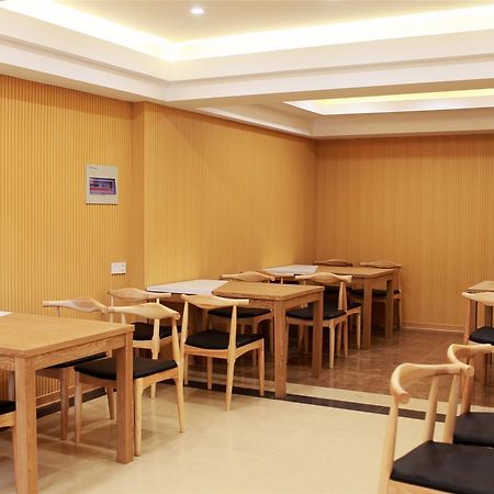 Greentree Inn Shanghai Minhang District Beiqiao Subway Station Express Hotel Екстериор снимка