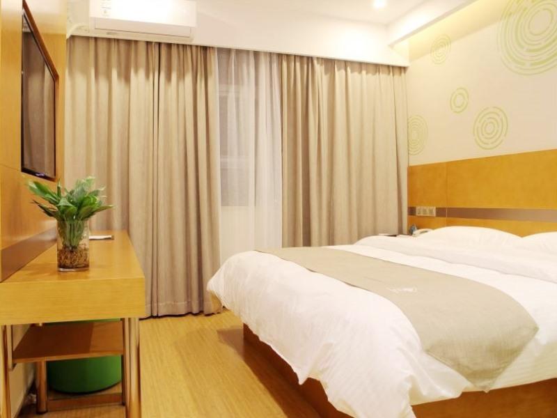 Greentree Inn Shanghai Minhang District Beiqiao Subway Station Express Hotel Екстериор снимка