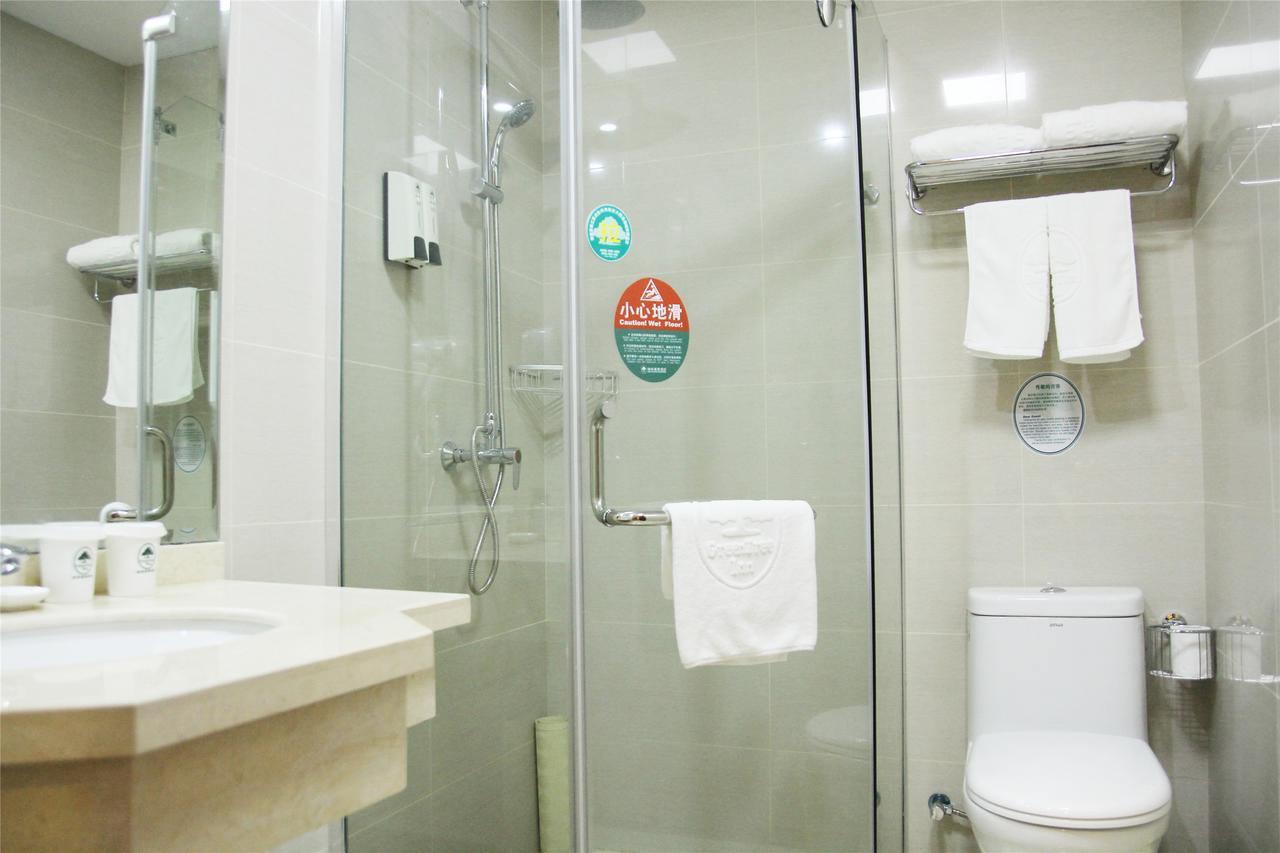 Greentree Inn Shanghai Minhang District Beiqiao Subway Station Express Hotel Екстериор снимка