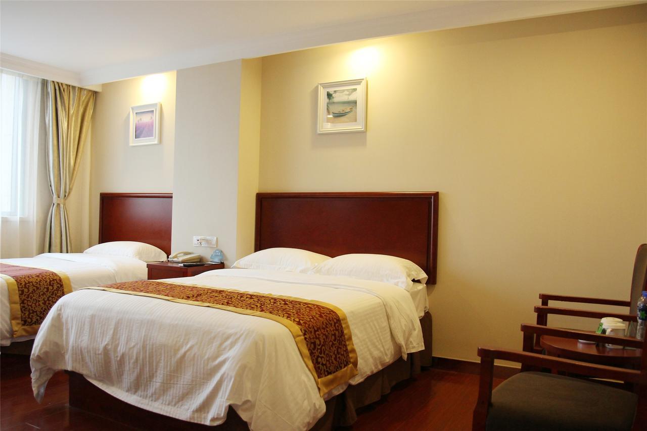 Greentree Inn Shanghai Minhang District Beiqiao Subway Station Express Hotel Екстериор снимка