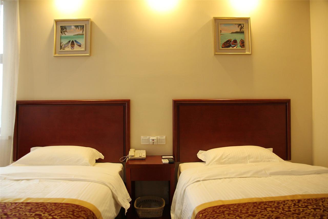 Greentree Inn Shanghai Minhang District Beiqiao Subway Station Express Hotel Екстериор снимка