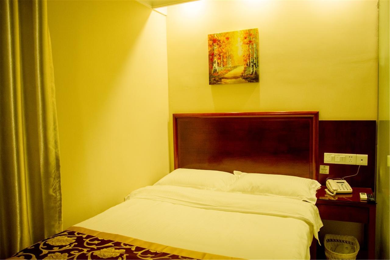 Greentree Inn Shanghai Minhang District Beiqiao Subway Station Express Hotel Екстериор снимка